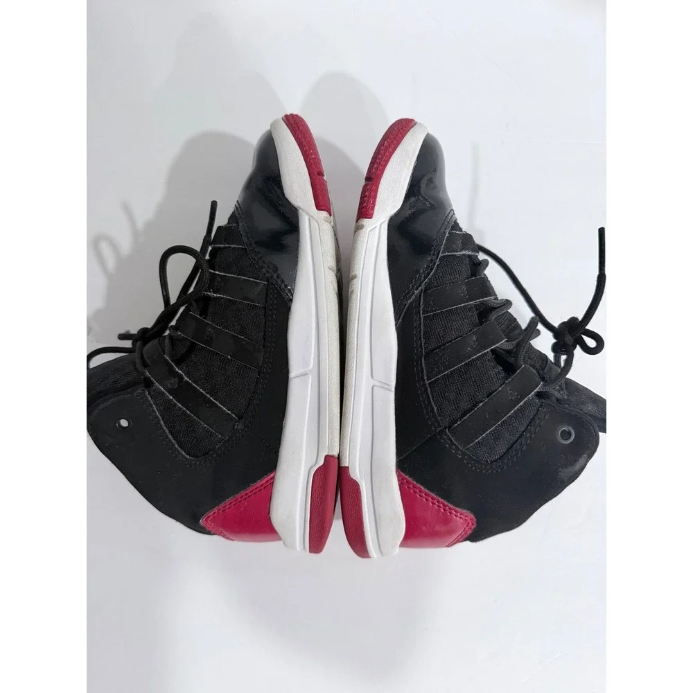 Jordan Max Aura 3 Black University Red Patent Leather SneakersAQ9216-006 Kids13C